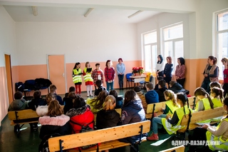 Доброволците от Детските полицейски управления в областта посетиха храмове в навечерието на Рожедство