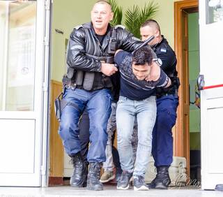 Служители от полицейския участък от пазарджишкия квартал „Изток“ се срещнаха с децата от Начално училище „Васил Левски“ в Пазарджик