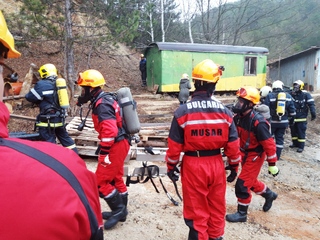 Пожаро-техническо учение на територията на „Асарел-Медет“ в Панагюрище