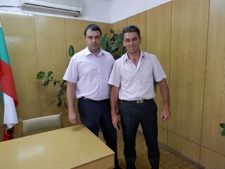 Общо 156 служители от Областната дирекция на МВР и Областно управление „Пожарна безопасност и защита на населението” в областния град са наградени от ръководствата на МВР и ГДПБЗН по случай пети юли. 