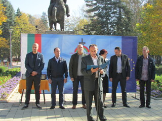 СДВР е на първо място в Шестия пореден турнир по стрелба с пистолет за служители на МВР „Кракра“ Перник 