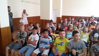 Пернишки деца се запознаха с работата на полицията.