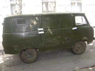Криминално проявен е задържан от пернишки полицаи