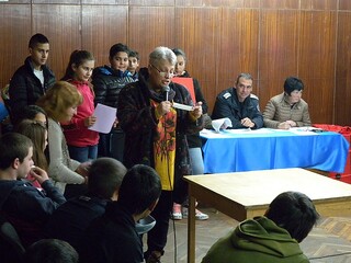 За поредна година трънски полицаи проведоха заключителни беседи по безопасност на движението