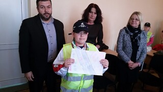 Конкурс за рисунка под мотото „Аз и Детското полицейско управление“ се подведе в СОУРИЧЕ „Д-р Петър Берон“ – Перник