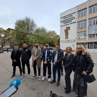 Служители на реда обсъдиха темата за спортното хулиганство с ученици от Пловдив