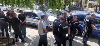 Жандармерия подсилва денонощната охрана на най-сериозно засегнатите от наводнението карловски села