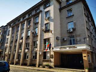 Служителите от ОДМВР –Пловдив продължават да осъществяват активен контрол за стриктно спазване на противоепидемичните мерки, предписани в заповедите на министъра на здравеопазването 