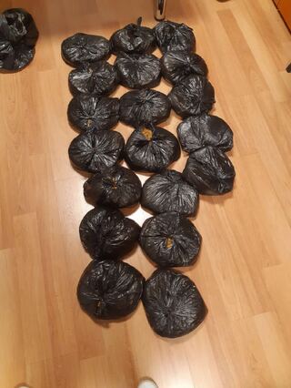 Близо 10 килограма нарязан тютюн без акцизен бандерол са иззети от лек автомобил в хода на специализирана полицейска операция на територията на Столипиново 