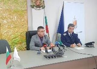 Три деца от Карлово бяха спасени с усилията на двама мъже и полицаи от града 