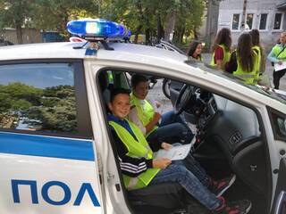 Петокласници от осем училища в Пловдивска област участват в Детско полицейско управление