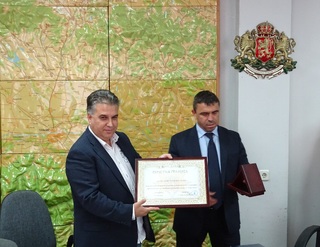 Досегашният началник на отдел “Охранителна полиция” получи почетна грамота и плакет от директора на Областната дирекция на МВР в Пловдив