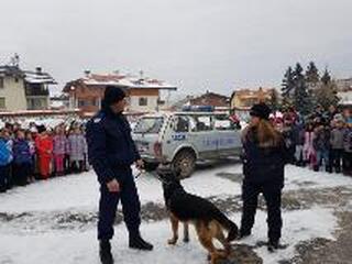 Стартира програмата за превенция на зависимости на ОДМВР-Благоевград в която участват и служители от сектор „Лаборатория –гр.Благоевград“ при ИП