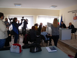 Полицията в Разград установи груби закононарушения при гласуването в подвижни секции