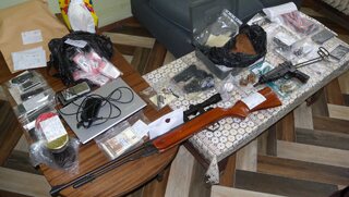 Оранжерия за производство на канабис разбиха криминалисти от Разград