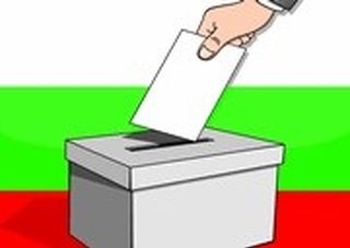 В СПОКОЙНА ОБСТАНОВКА И ДОБЪР ОБЩЕСТВЕН РЕД ПРОТЕЧЕ И ПРИКЛЮЧИ ИЗБОРНИЯТ ДЕН В РУСЕНСКО