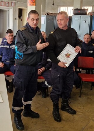 ЯВОР АТАНАСОВ, КОМАНДИР НА ЕКИП В РСПБЗН - ДВЕ МОГИЛИ, Е ПОБЕДИТЕЛ В ОБЛАСТНИЯ ЕТАП НА НАЦИОНАЛНИЯ КОНКУРС „ПОЖАРНИКАР НА ГОДИНАТА“ ЗА 2022 г.