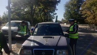 ИЗНЕСЕНО ЗАНЯТИЕ НА ТЕМА „БЕЗОПАСНОСТ НА ДВИЖЕНИЕТО ПО ПЪТИЩАТА“ ПРОВЕДОХА УЧЕНИЦИТЕ ОТ ДЕТСКОТО ПОЛИЦЕЙСКО УПРАВЛЕНИЕ ПРИ РУ – СЛИВО ПОЛЕ