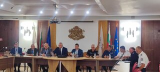 В координация между институциите ще се търси решение за трафика на тежкотоварните автомобили през ГКПП „Дунав мост“