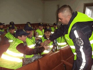 Стартират първите занятия по програмата „Детско полицейско управление“ в 6 учебни заведения в Русенска област