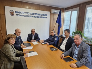 Работна среща в СДВР за превенция на домашното насилие