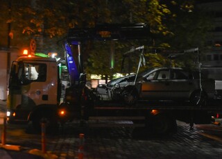 Започна преместването на паркирани около столичните районни управления автомобили, иззети от пияни и дрогирани водачи