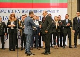 Министър Калин Стоянов към българските полицаи:Благодаря ви за ежедневните усилия, които полагате в името на нашите съграждани