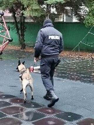 В деня на своя професионален празник столични полицаи гостуваха на ученици
