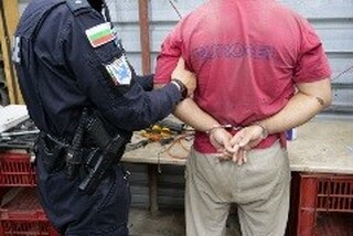 Поредна успешна полицейска операция на СДВР срещу кражбите на автомобили