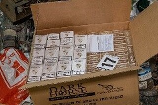Разкрита е нелегална фабрика за производство на цигари