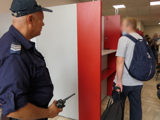 Център за издаване на лични документи отваря врати за българските граждани
