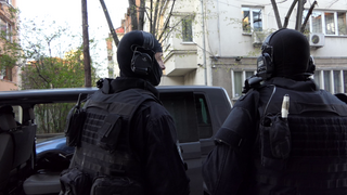 При мащабна спецоперация в София е задържан извършител на тежко умишлено престъпление
