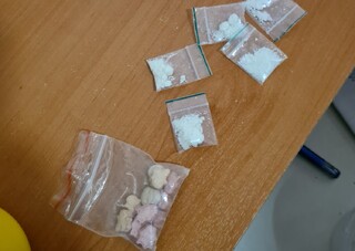 Полицаи от Пето РУ- СДВР задържаха мъж за притежание и разпространение на наркотици