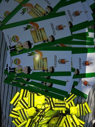 Служители на Пътна полиция, СДВР  се включиха в детски празник в парк „Хиподрума“