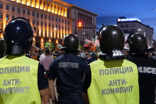 Полицията продължава да осигурява обществения ред и сигурност в столицата