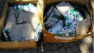 Столични полицаи иззеха голямо количество артикули, имитиращи известни търговски марки