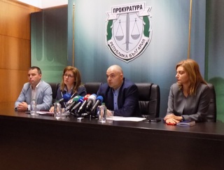 След активни действия на СДВР и прокуратурата е задържан виновният за раняването на двамата полицаи