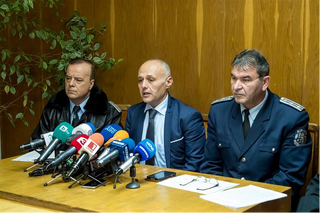 303 съвместни проверки за пиротехнически изделия  са извършени от служители на КОС и експерти от ДАМТН