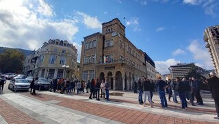 Шумен пое щафетата - четвъртият от поредицата "мълчаливи"  протести, организирани от СФСМВР за достойно заплащане на труда на служителите на МВР