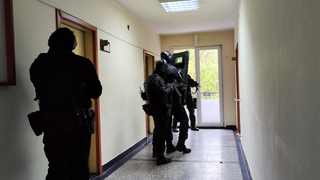 Тренировъчно учение за решаване на криза с въоръжен мъж  се проведе в Шумен