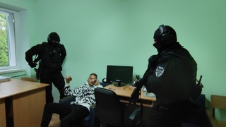 Тренировъчно учение за решаване на криза с въоръжен мъж  се проведе в Шумен