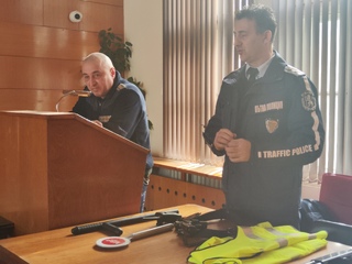 Възпитаници на ЦПЛР- ОДК  „Анастас Стоянов“ гостуваха в полицейското управление в Шумен