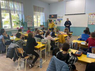 Превантивна кампания „Пресичаме безопасно“ се провежда в детските заведения в Шуменско