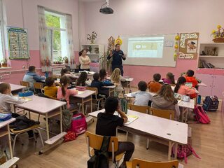 Превантивна кампания „Пресичаме безопасно“ се провежда в детските заведения в Шуменско