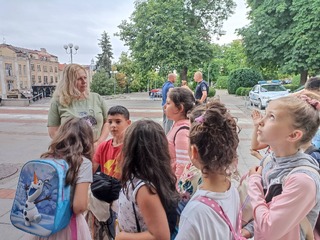 Продължават срещите на полицейски служители с деца от Шумен