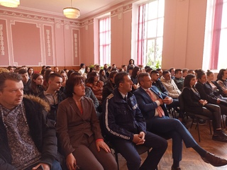ОДМВР- Шумен стартира инициатива по пътна безопасност насочена към младите и бъдещи водачи "Шофирайте разумно! Животът е с предимство!"