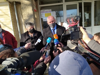 Криминалисти от РУ- Шумен разкриха извършители на грабеж часове след приет за инцидента сигнал