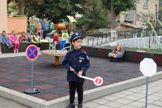 Открит урок по пътна безопасност се проведе днес в детска градина „Китка“ в Нови пазар 