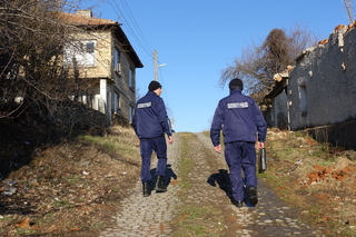 Полицейски служители проведоха операция за противодействие на битовата престъпност в село Иваново