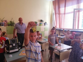 Директорът на ОДМВР- Шумен ст.комисар Ялчън Расим гостува на СУ “Панайот Волов“